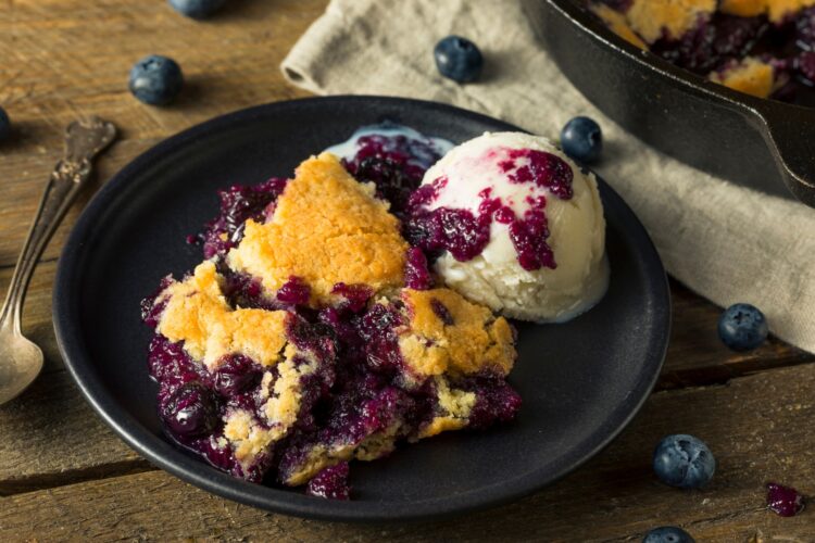 Healthy Low Carb Blueberry Cobbler