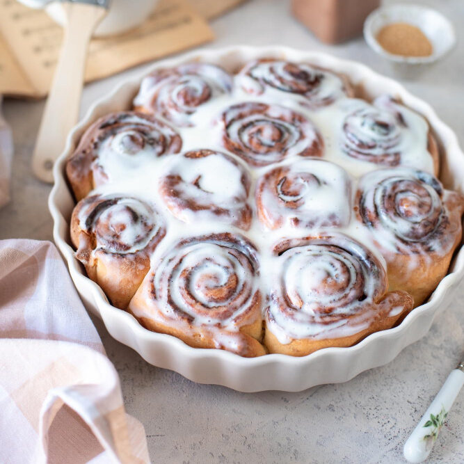 Low Carb Sugar-Free Cinnamon Rolls