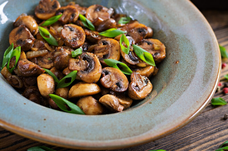 Keto Garlic Butter Roasted Mushrooms