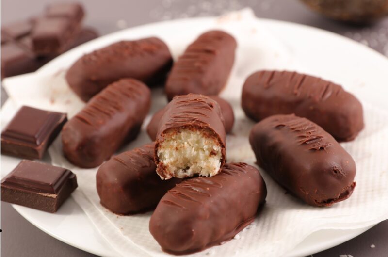 Keto No Bake Bounty Bars